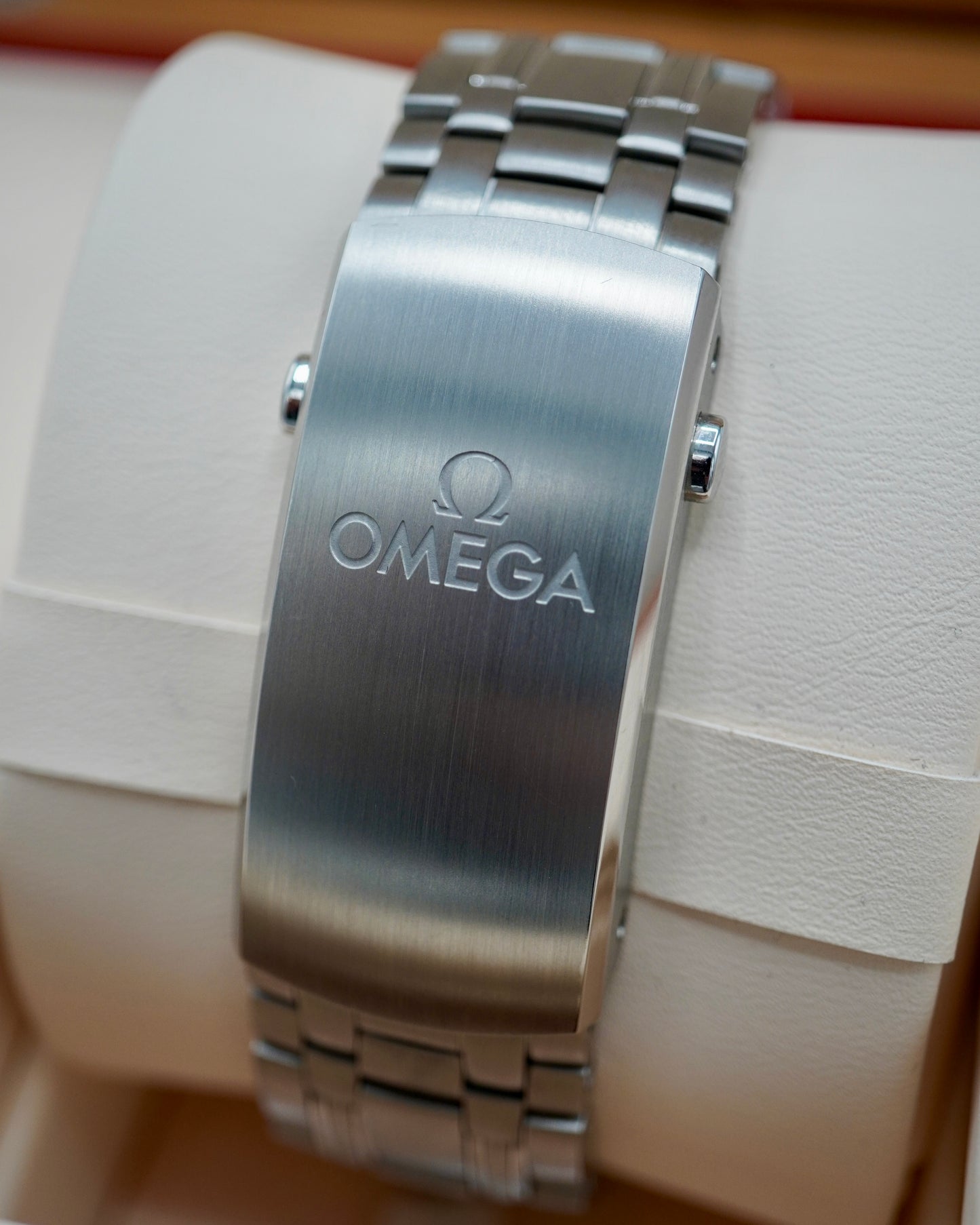 Omega Seamaster Diver 300M 'Seaweed' -  210.32.42.20.10.001