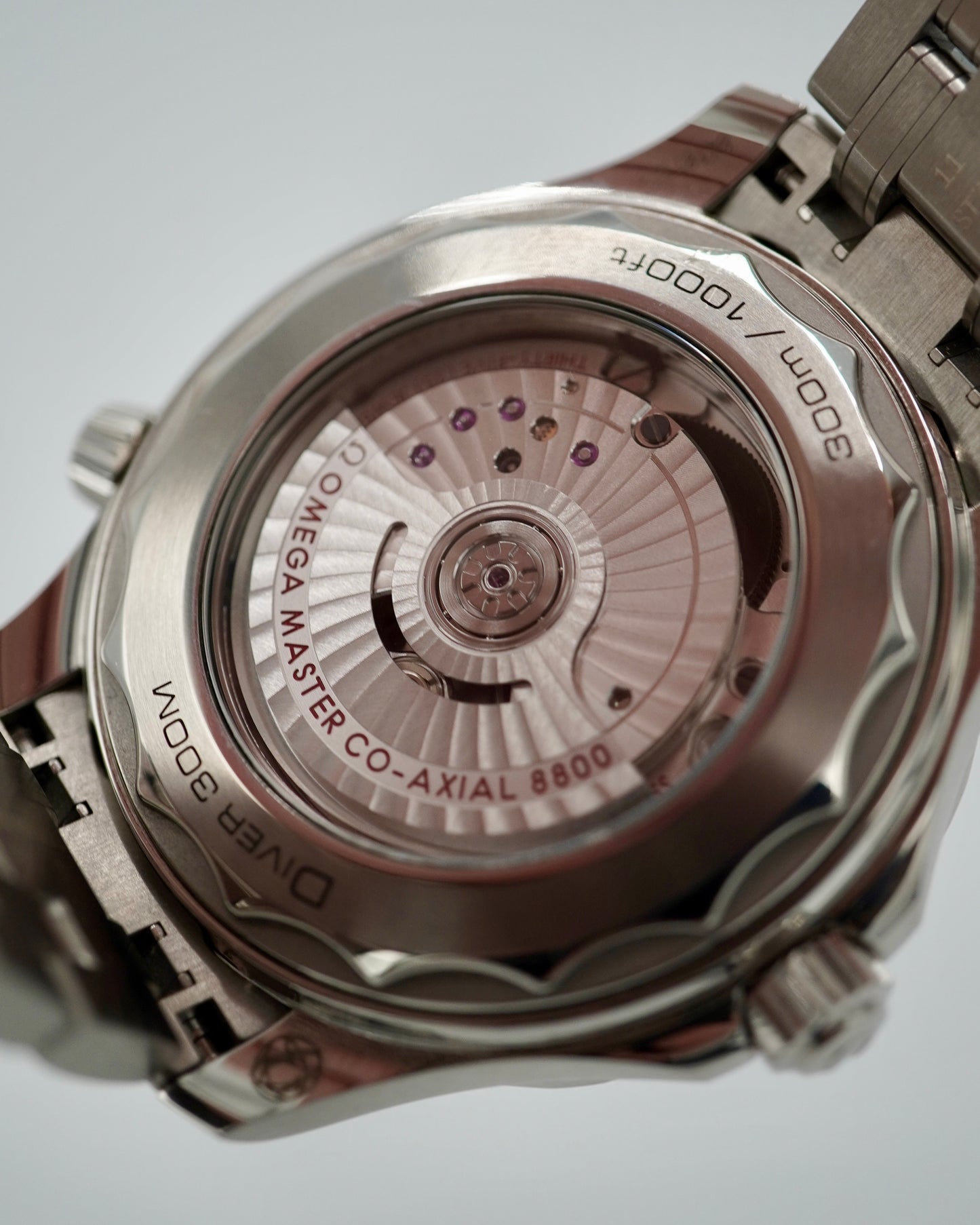 Omega Seamaster Diver 300M 'Seaweed' -  210.32.42.20.10.001