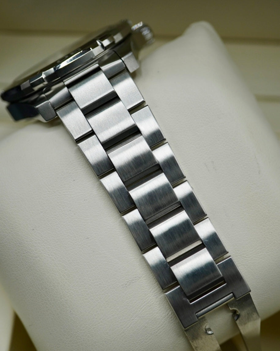 TAG Heuer Aquaracer Date - WAY111A