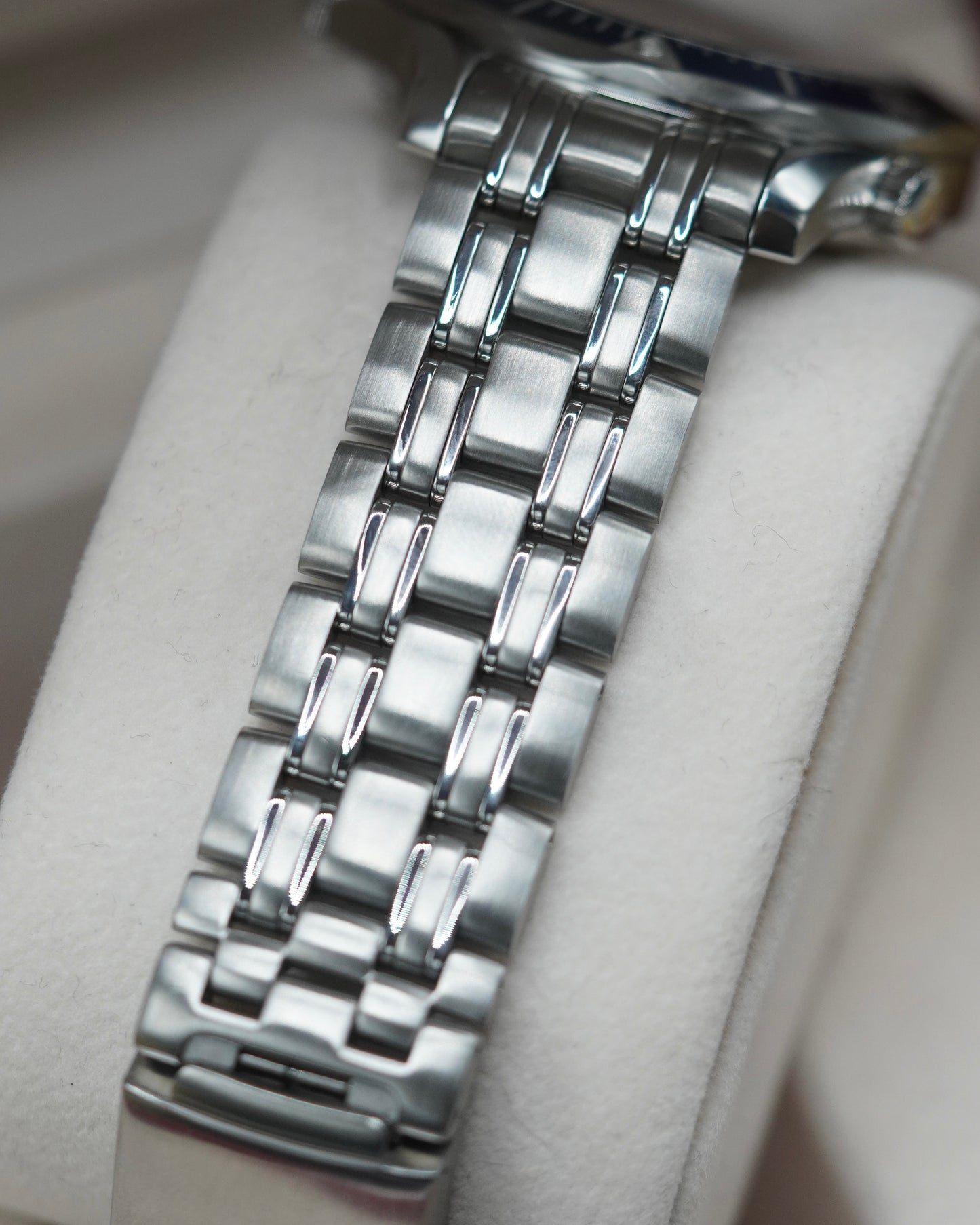 Omega Seamaster Professional 300M 'Casino Royale' - 2220.80.00