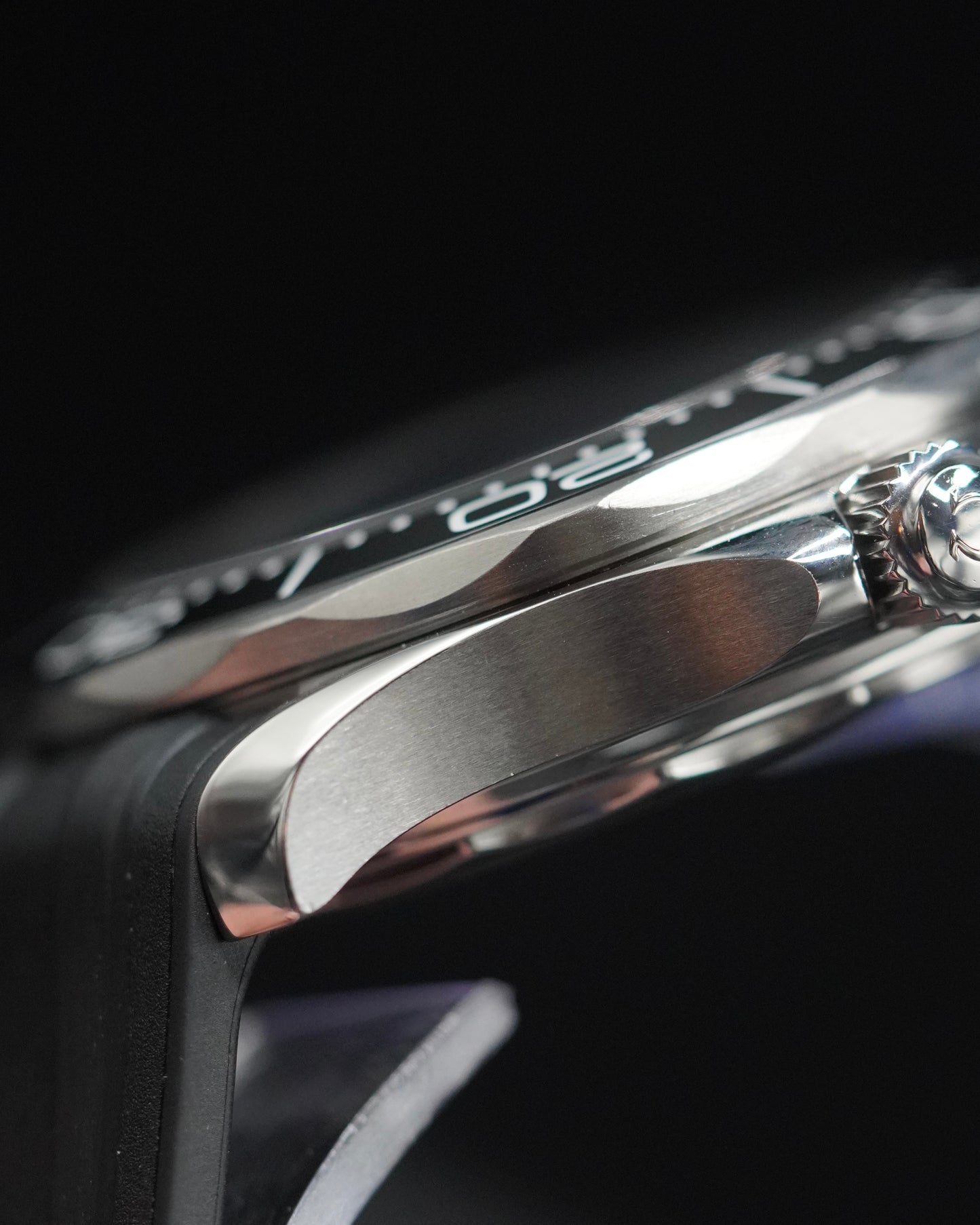 Omega Seamaster Professional 300 'Black Dial' - 210.32.42.20.01.001