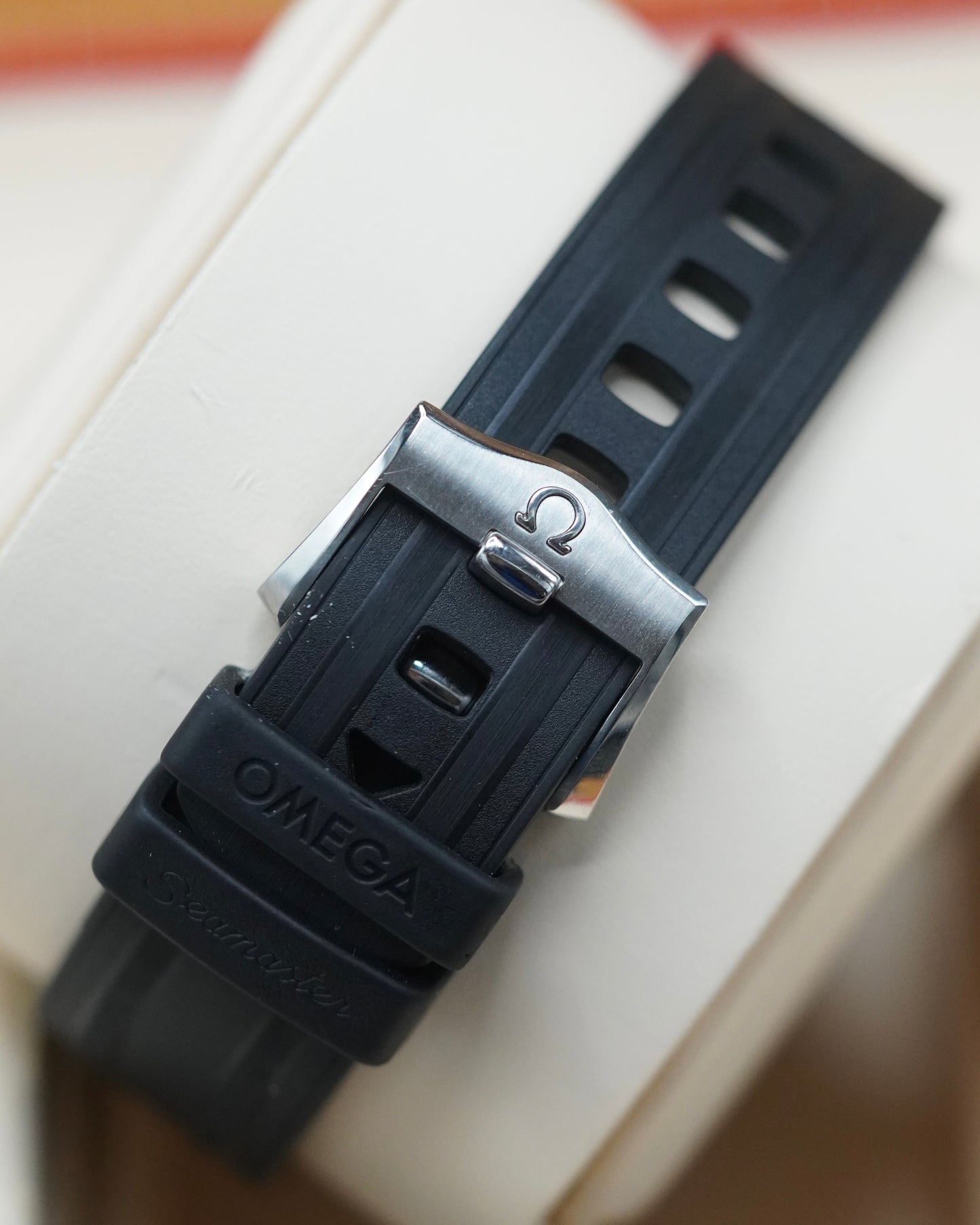 Omega Seamaster Professional 300 'Black Dial' - 210.32.42.20.01.001
