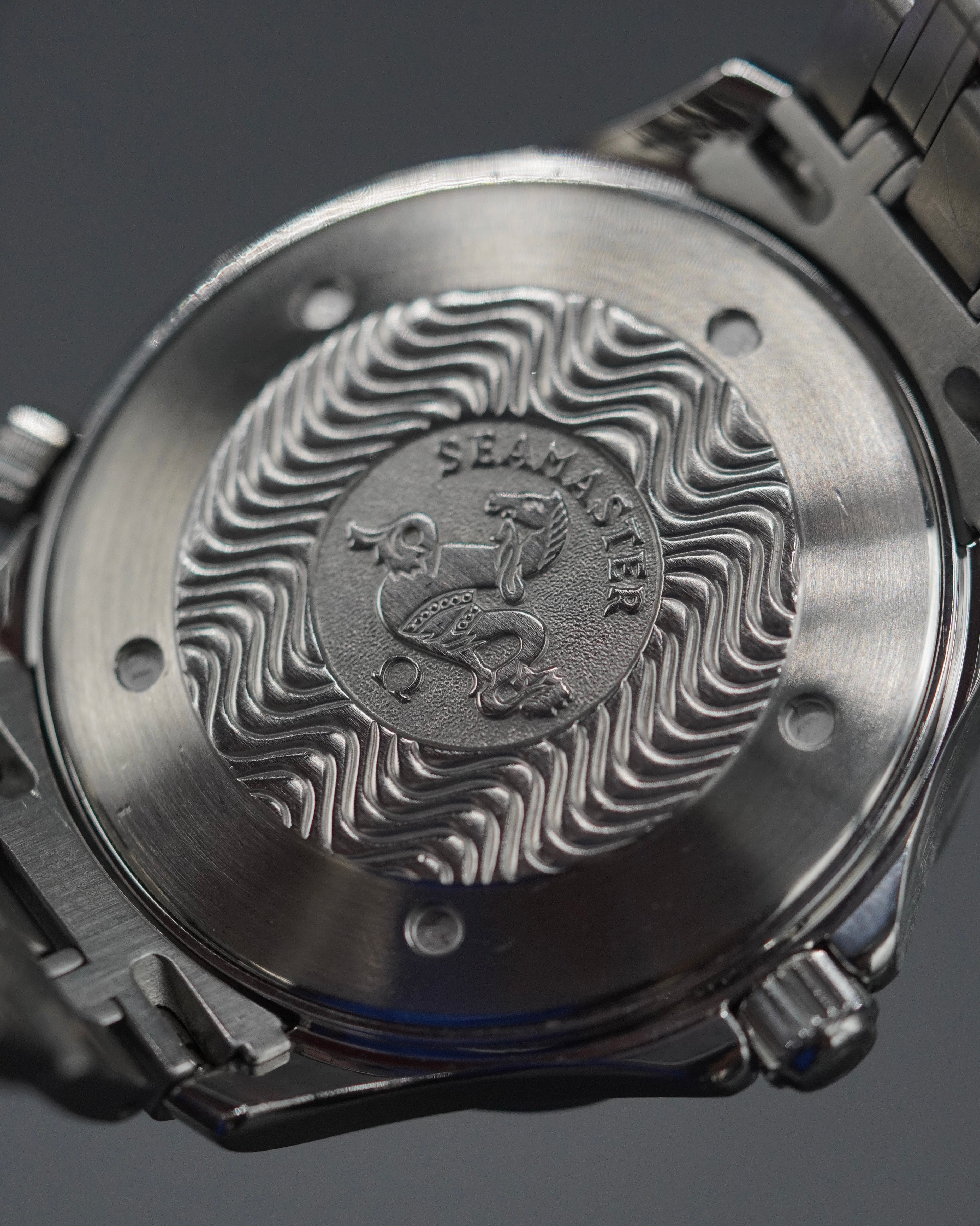 Omega Seamaster Professional 300M 'Goldeneye' Quartz - 2541.80.00