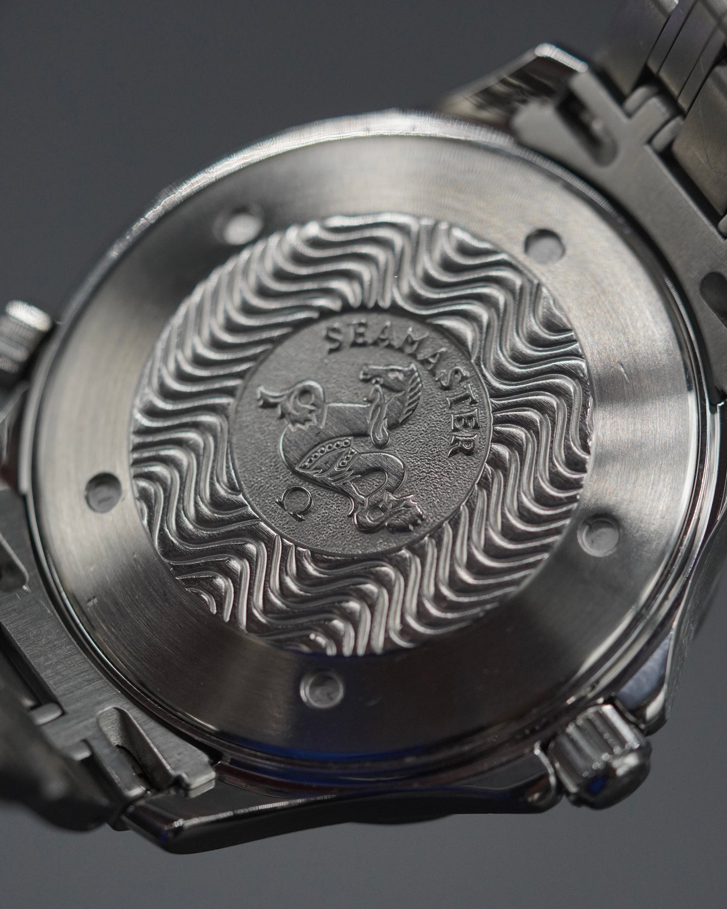 Omega Seamaster Professional 300M 'Goldeneye' Quartz - 2541.80.00