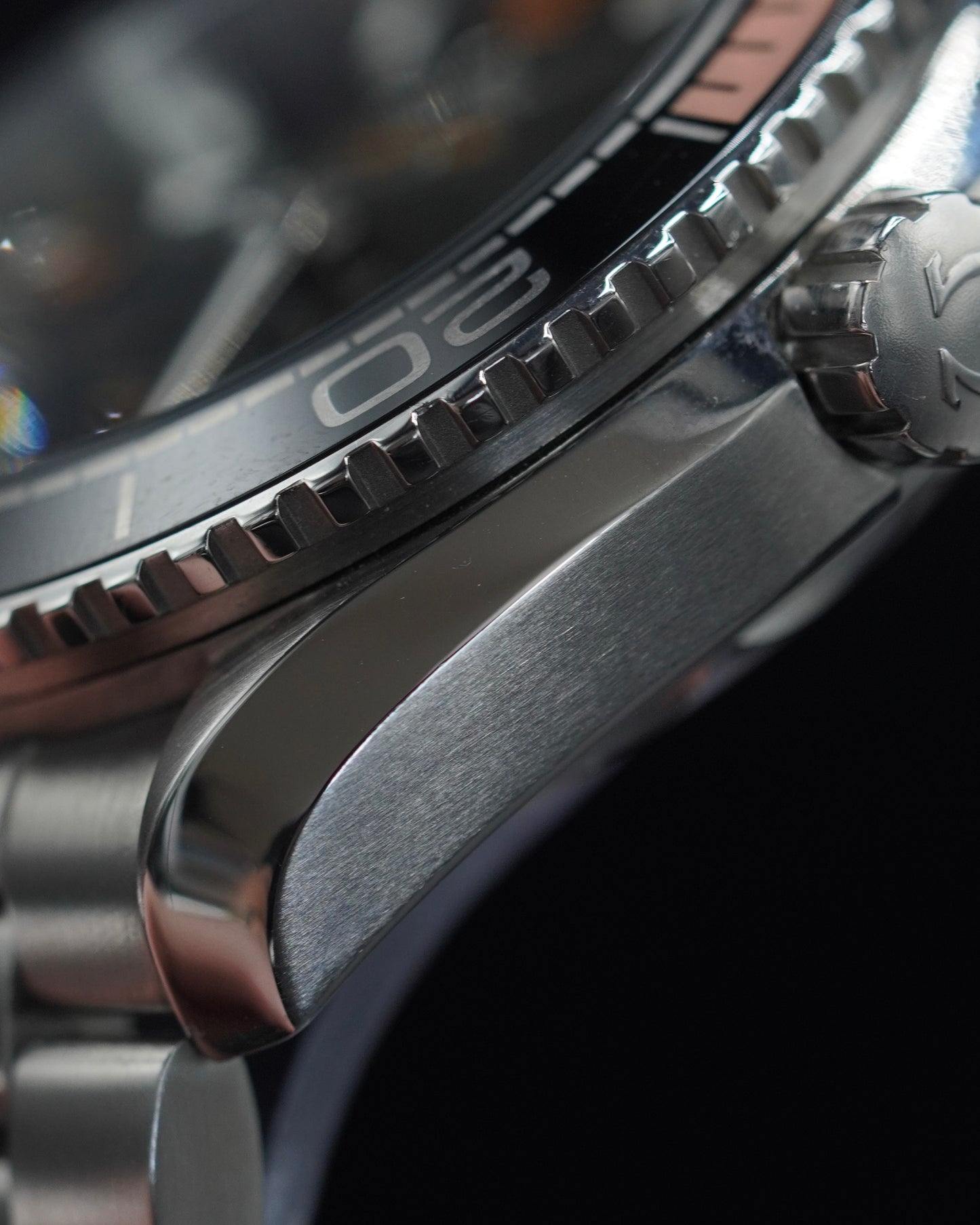 Omega Seamaster Planet Ocean 600M - 215.30.44.21.01.002
