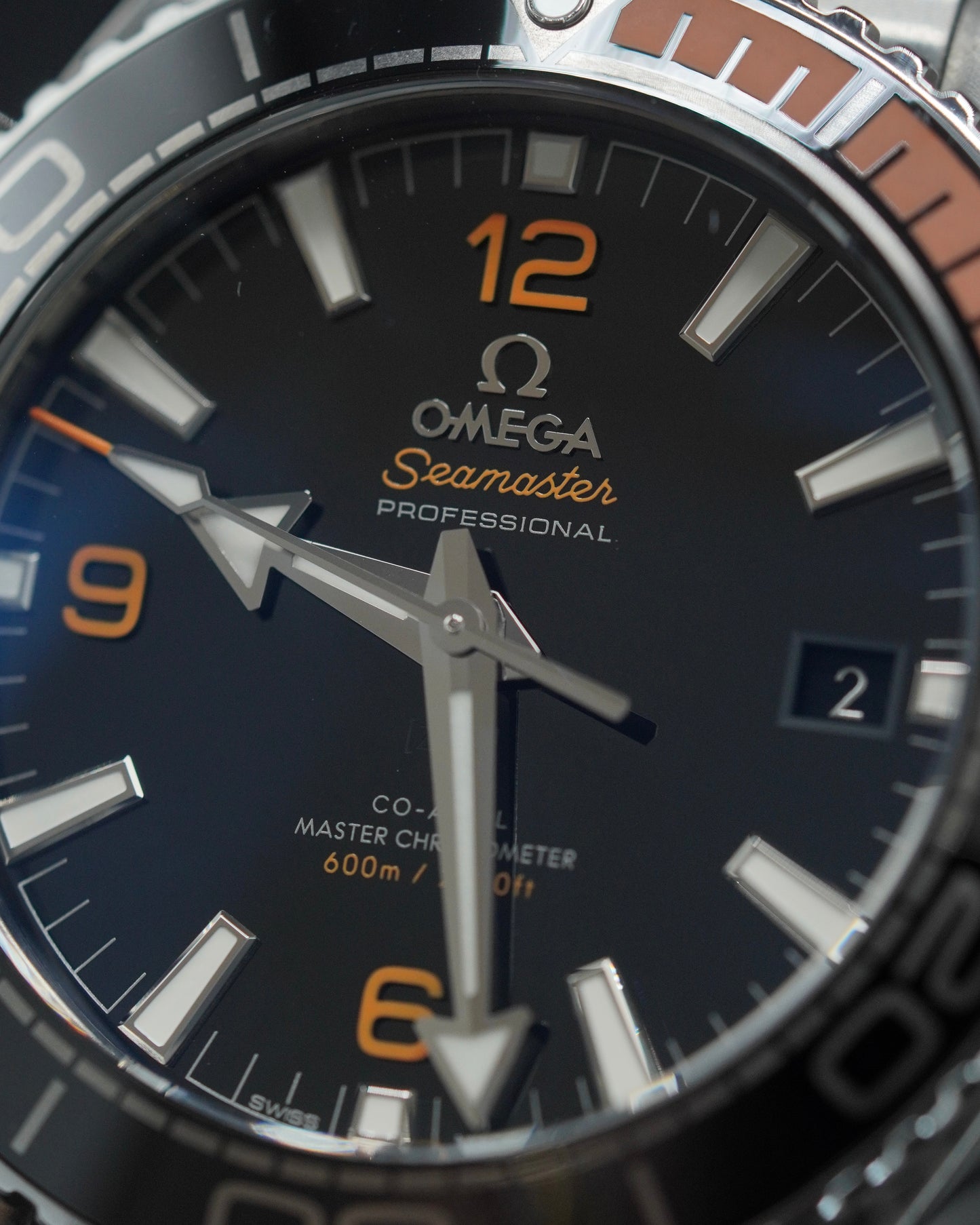 Omega Seamaster Planet Ocean 600M - 215.30.44.21.01.002