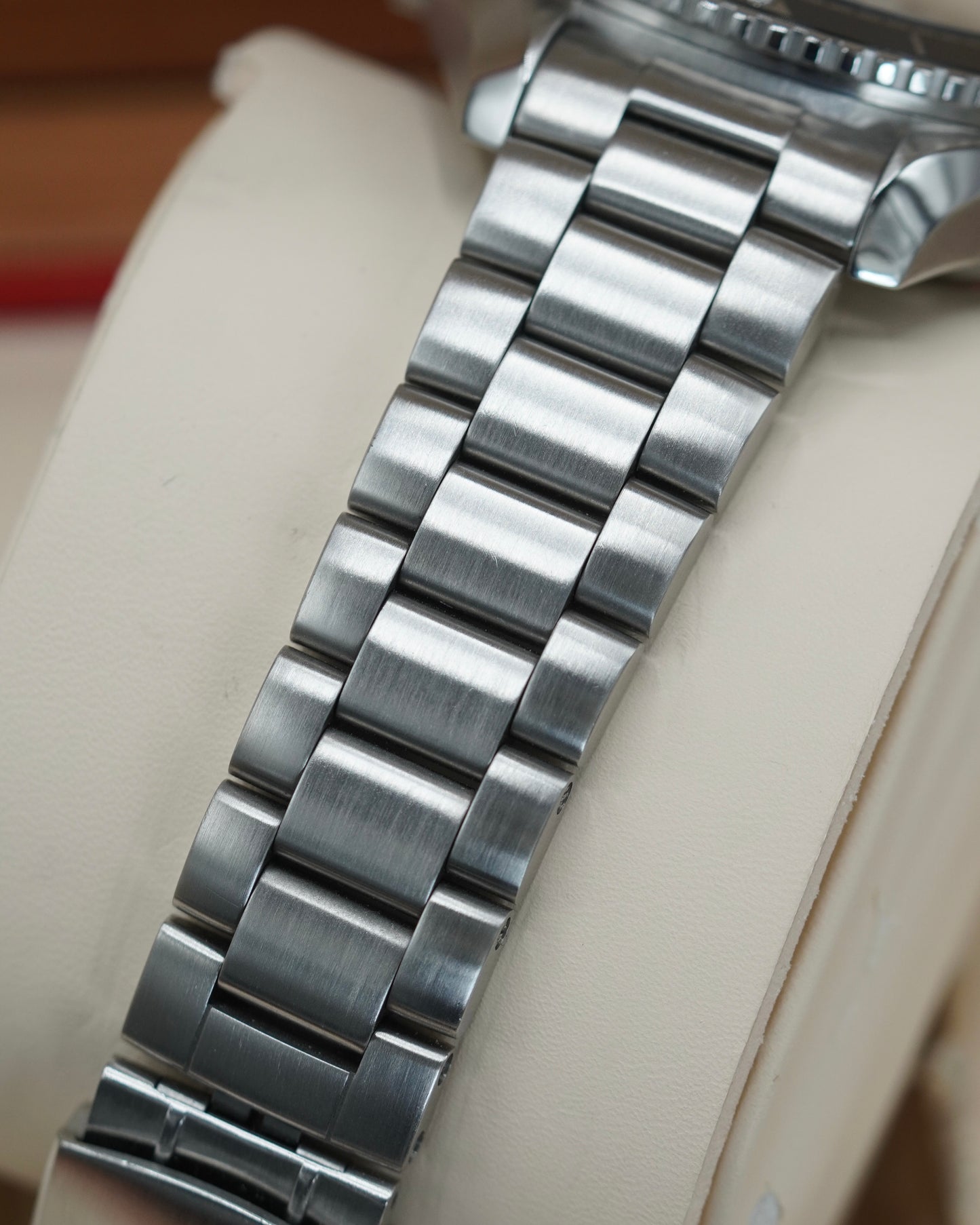 Omega Seamaster Planet Ocean 600M - 215.30.44.21.01.002