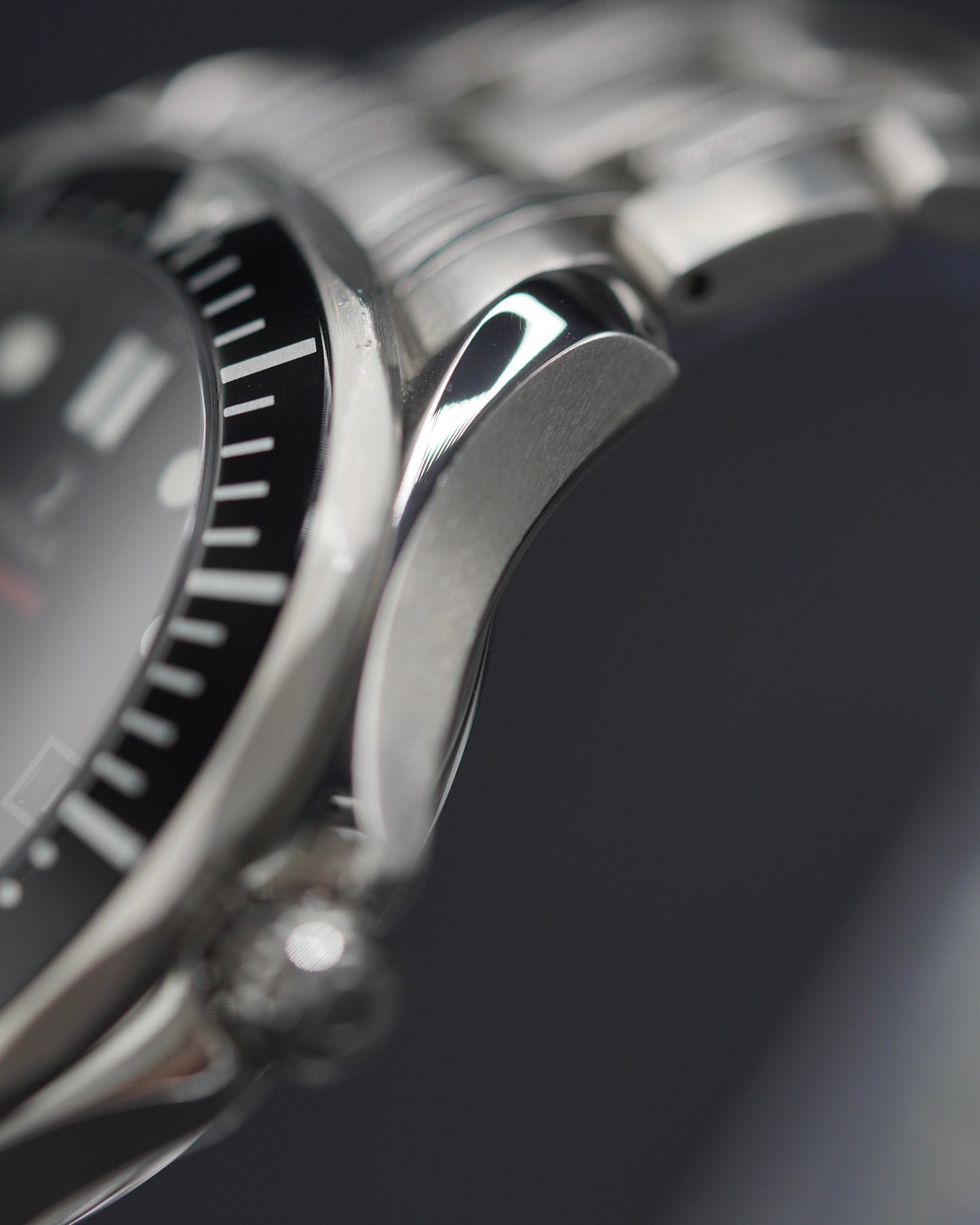 Omega Seamaster 300M James Bond 007 - 212.30.41.20.01.001