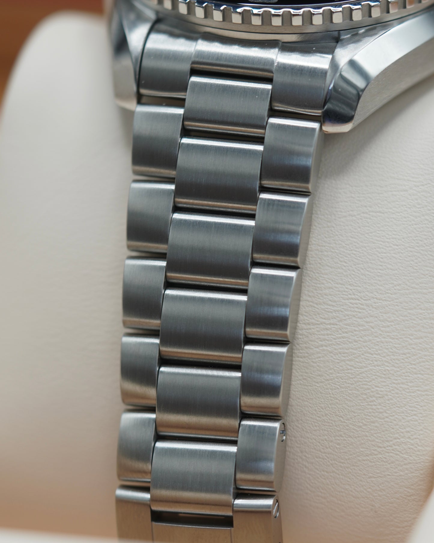 Omega Seamaster Planet Ocean 600M - 215.30.44.21.010.001