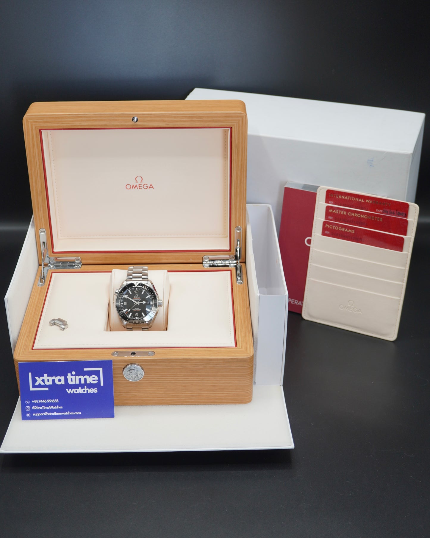 Omega Seamaster Planet Ocean 600M - 215.30.44.21.010.001