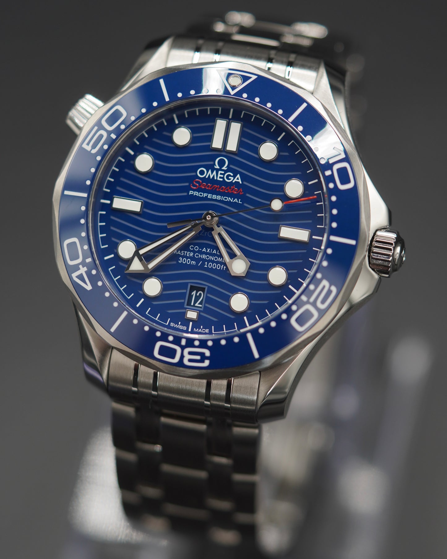 Omega Seamaster Professional Diver 300M - 210.30.42.20.03.001