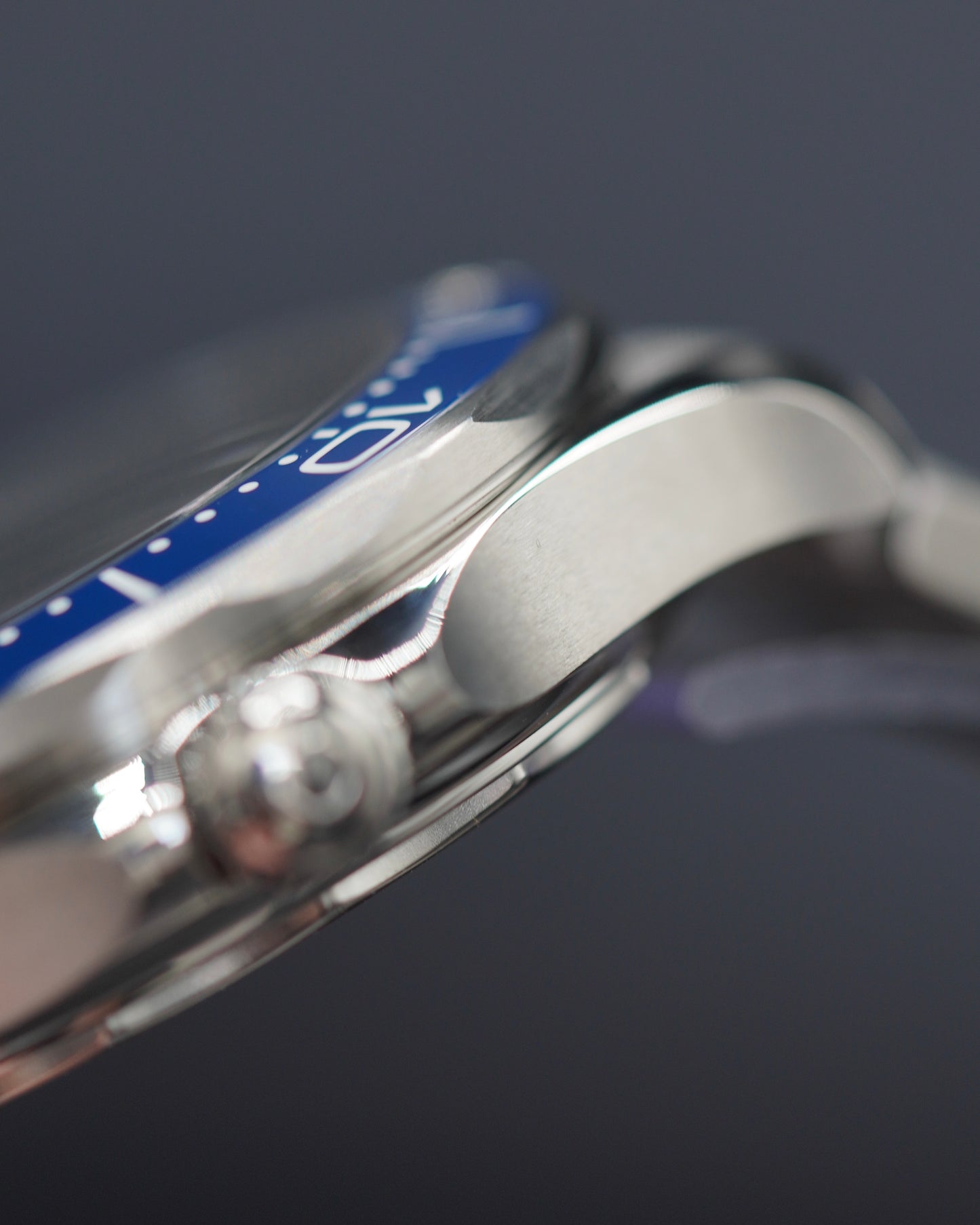 Omega Seamaster Professional Diver 300M - 210.30.42.20.03.001