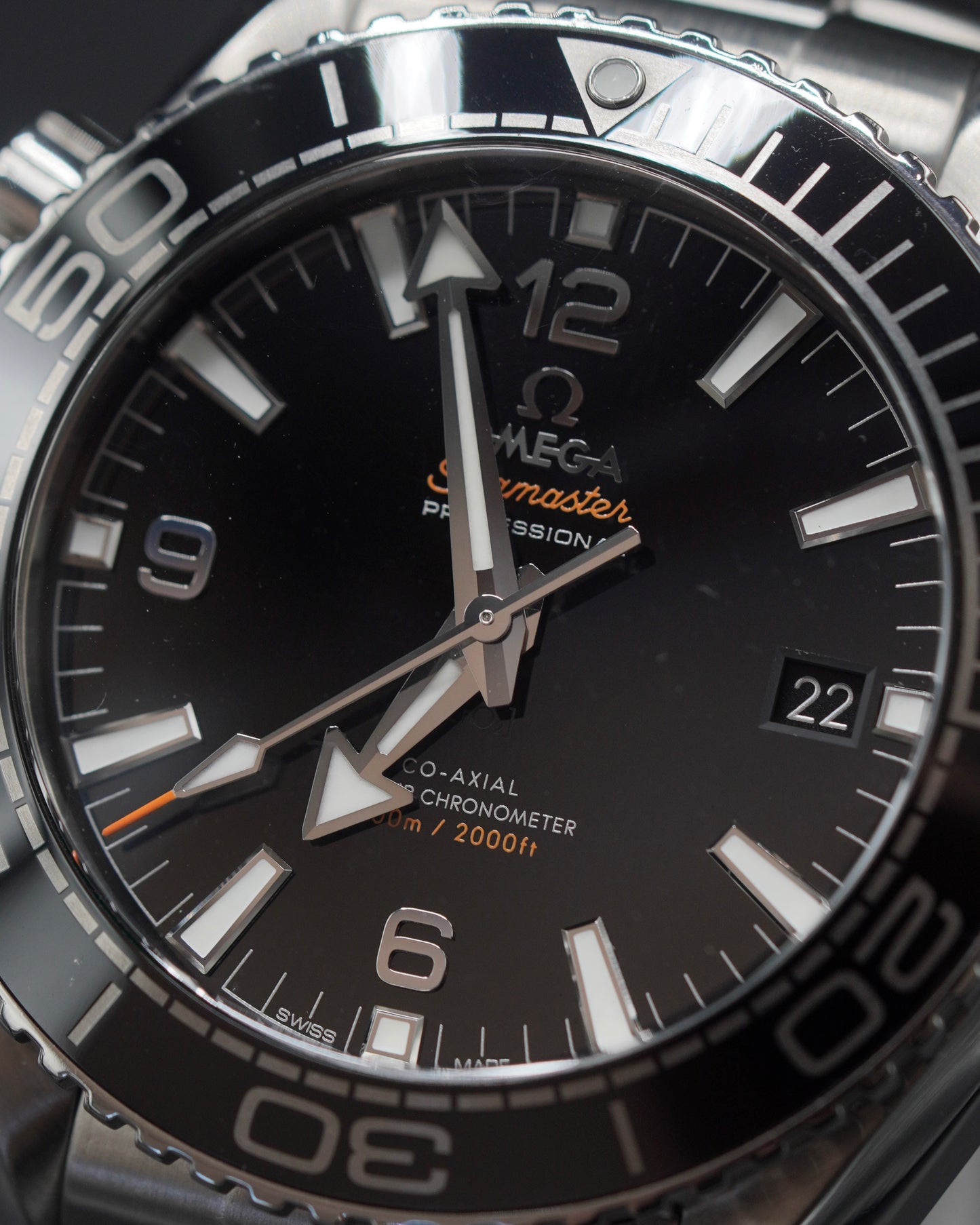 Omega Seamaster Planet Ocean 600M - 215.30.44.21.01.001