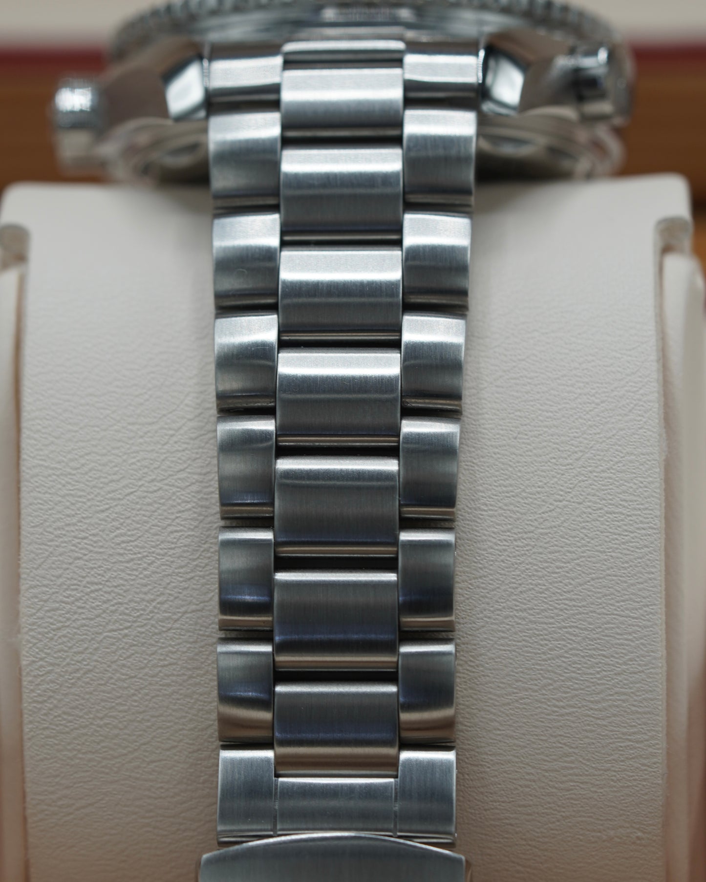 Omega Seamaster Planet Ocean 600M - 215.30.44.21.01.001