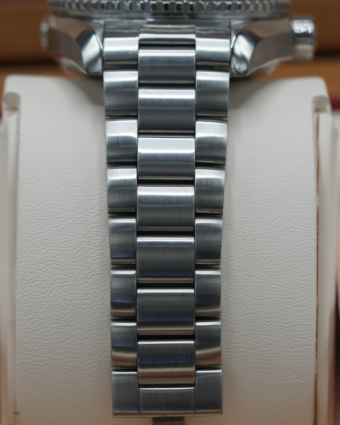 Omega Seamaster Planet Ocean 600M - 215.30.44.21.01.001