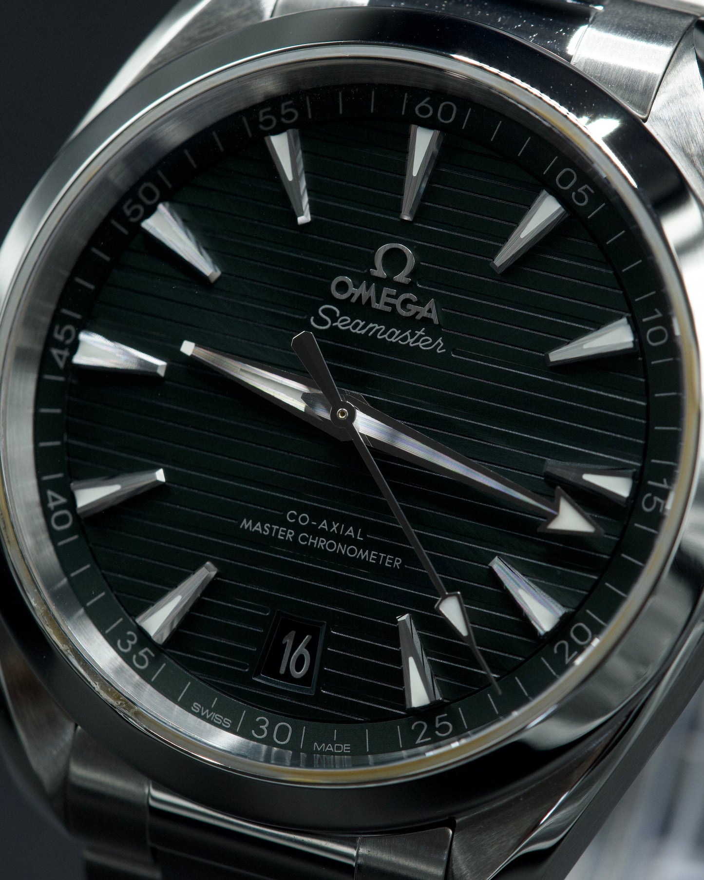 Omega Seamaster Aqua Terra 41mm 'Green Dial' - 220.10.41.21.10.001