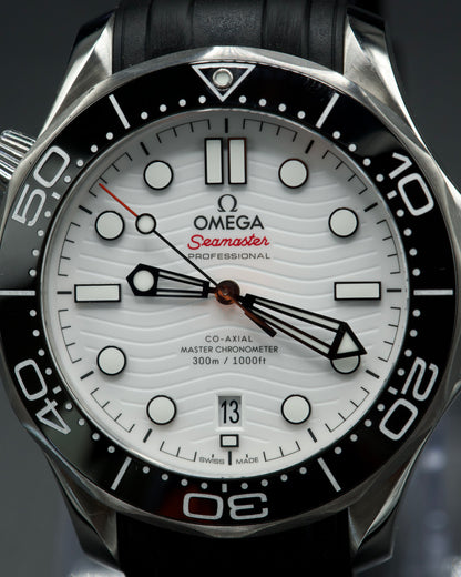 Omega Seamaster Professional 300M - 210.32.42.20.04.001