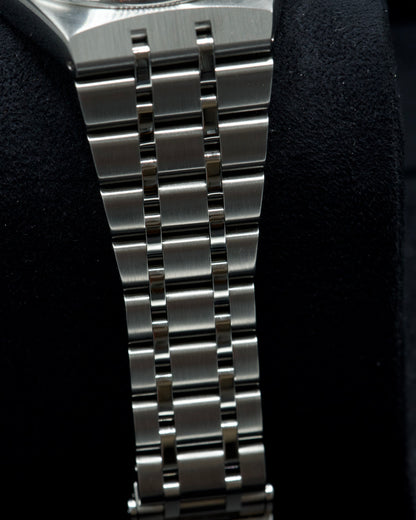 Tudor Royal Date