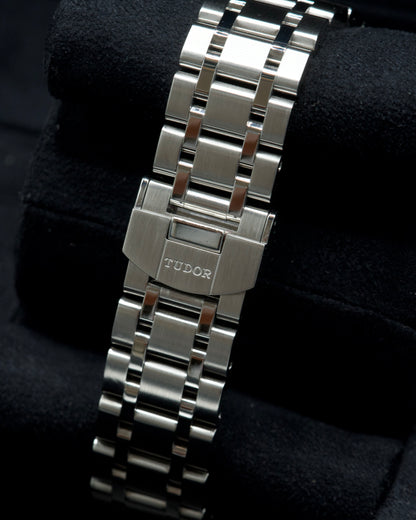 Tudor Royal Date