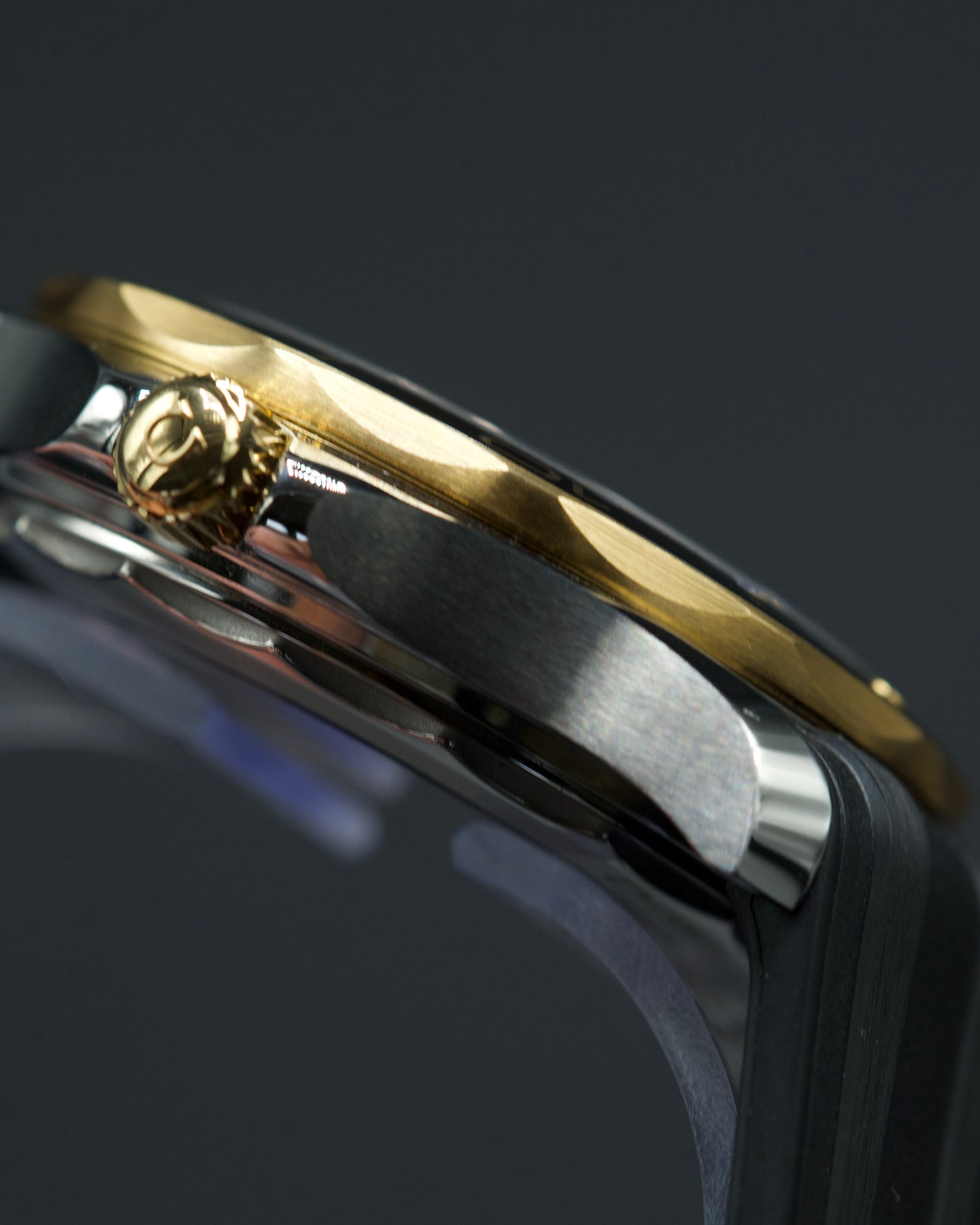 Omega Seamaster Professional Diver 300M Sedna Yellow Gold - 210.22.42.20.01.001