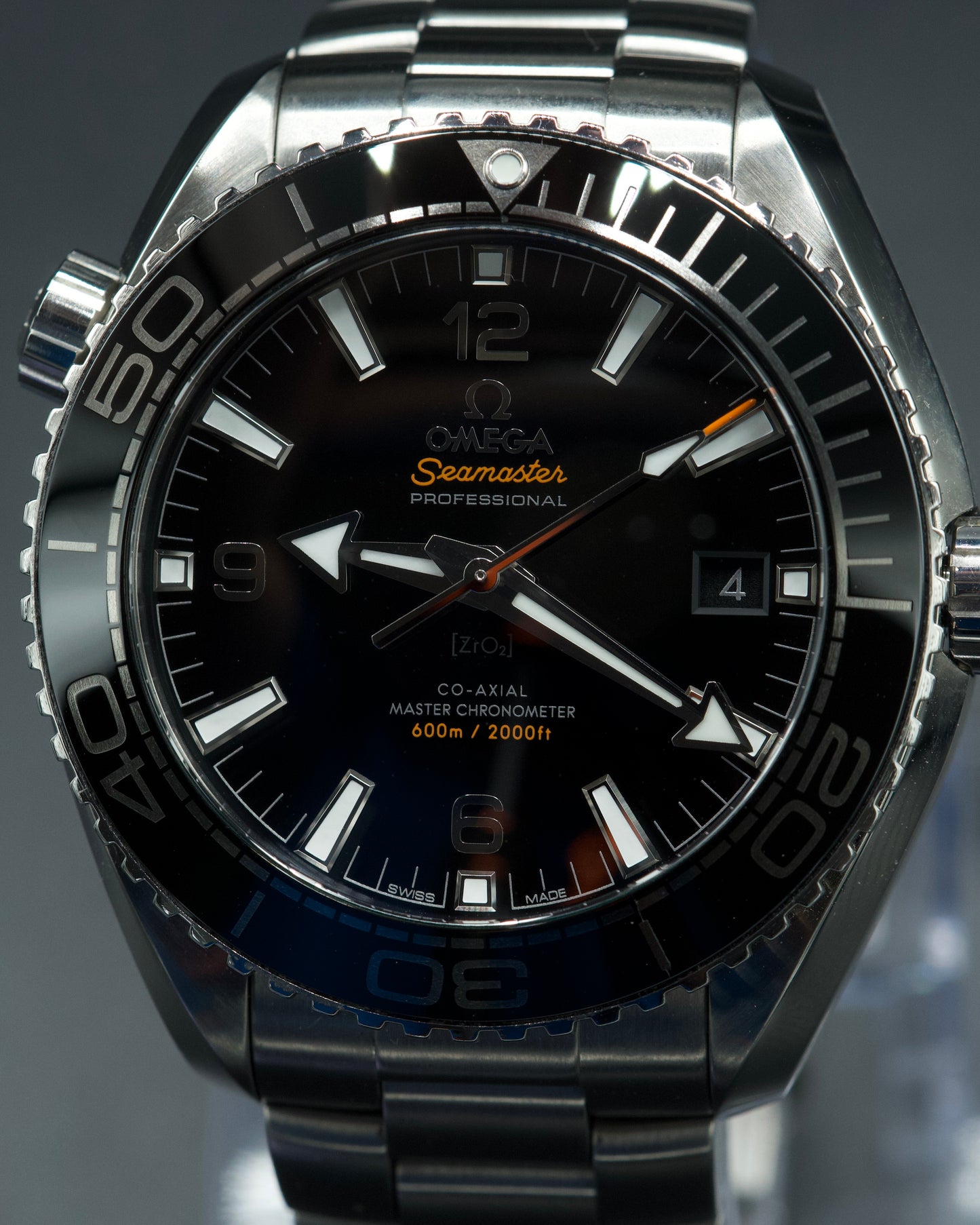 Omega Seamaster Planet Ocean 600M - 215.30.44.21.01.001