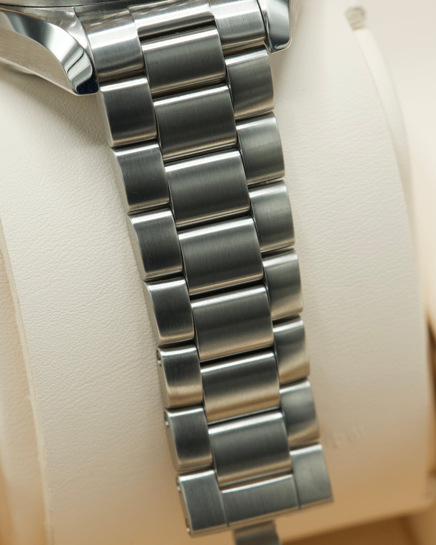 Omega Seamaster Planet Ocean 600M - 215.30.44.21.01.001