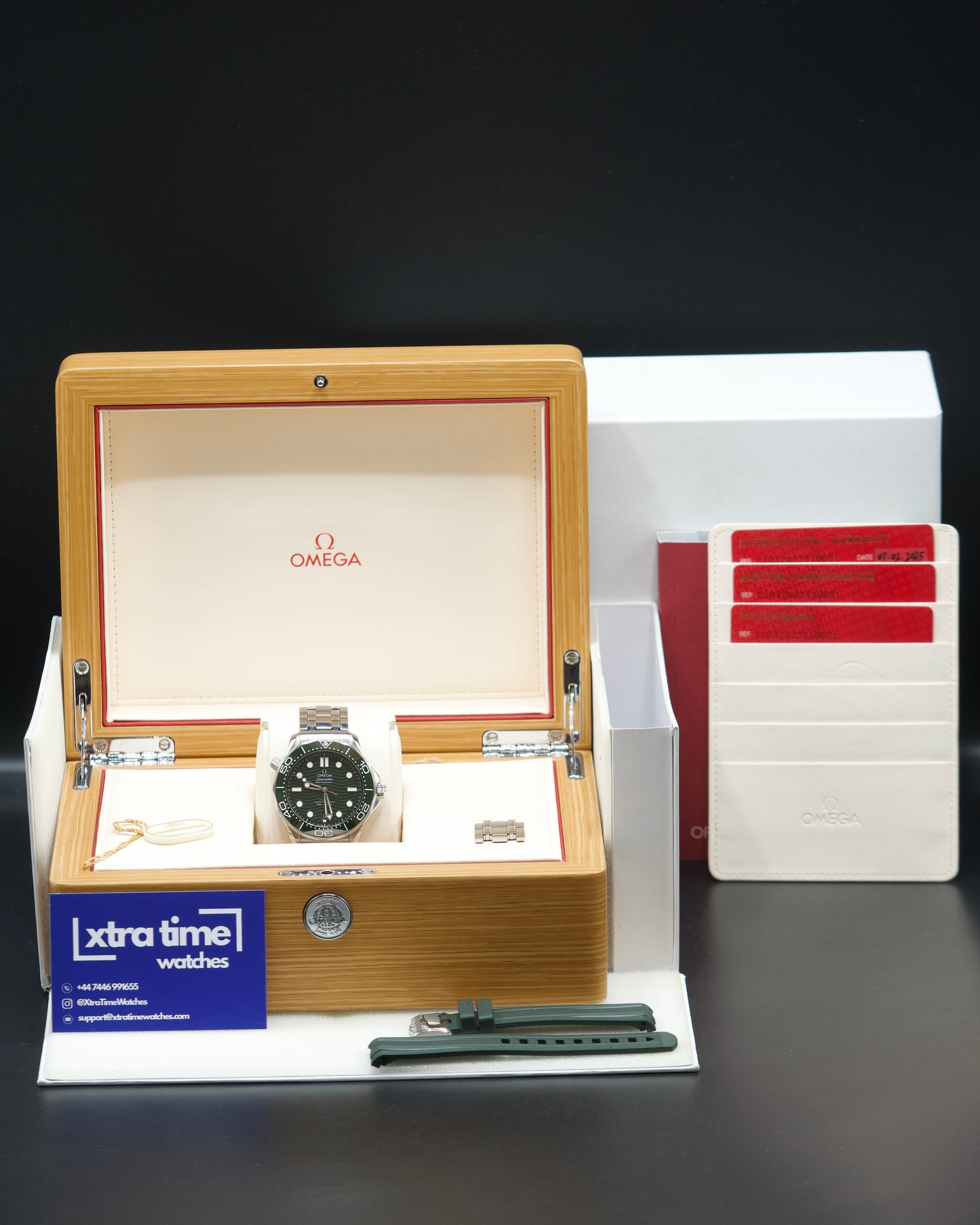 Omega Seamaster Professional Diver 300M 'Seaweed' - 210.32.42.20.10.001