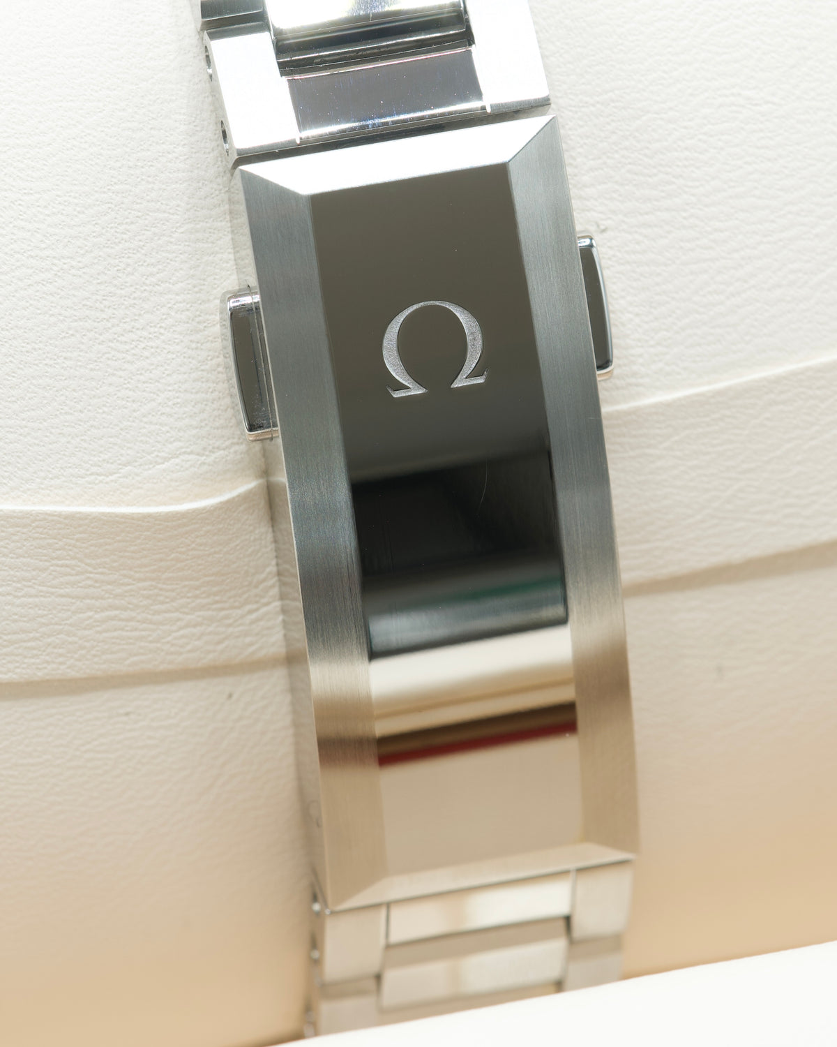 Omega Seamaster Planet Ocean 600M