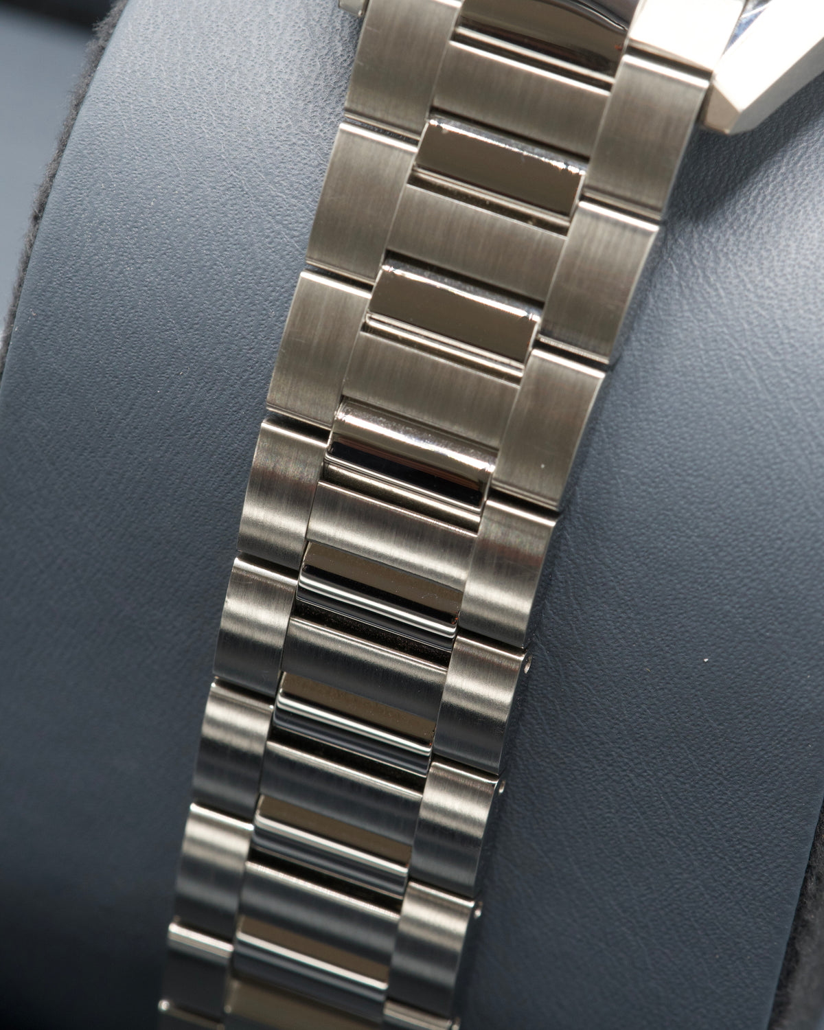TAG Heuer Carrera Date 'Pistachio'