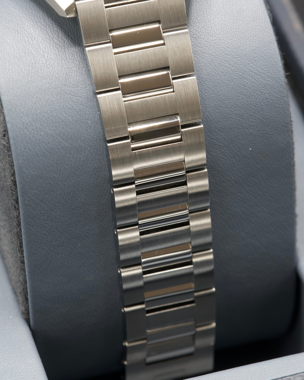TAG Heuer Carrera Date 'Pistachio'