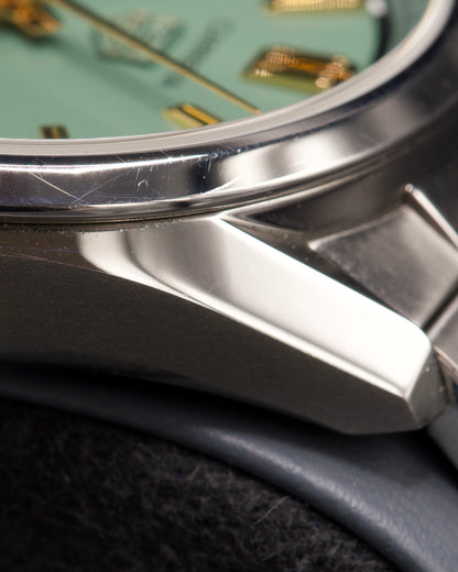 TAG Heuer Carrera Date 'Pistachio'