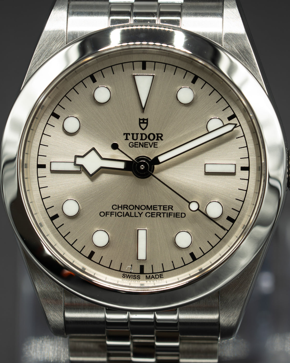 Tudor Black Bay One 39