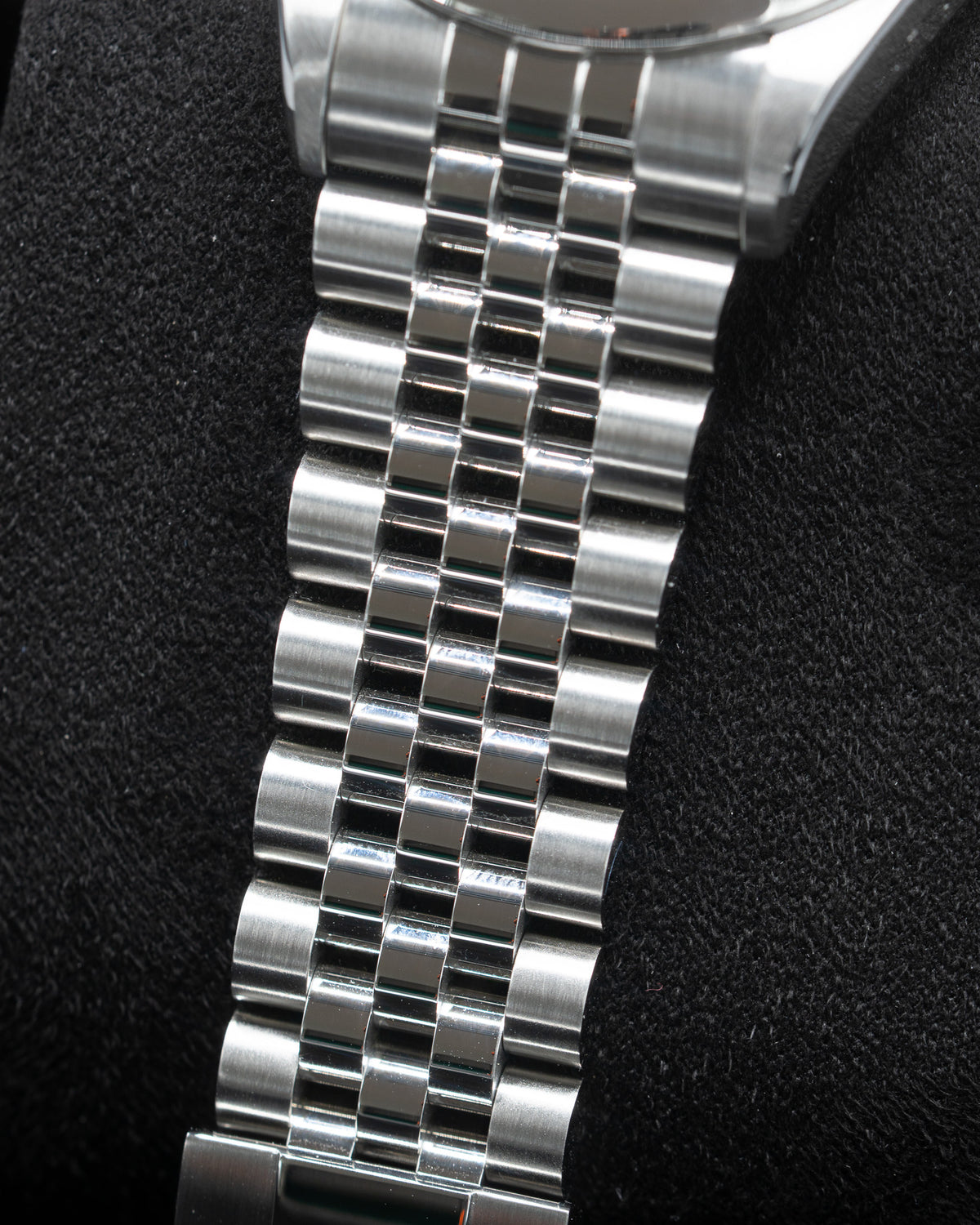 Tudor Black Bay One 39