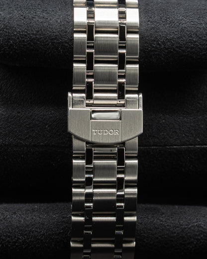 Tudor Royal