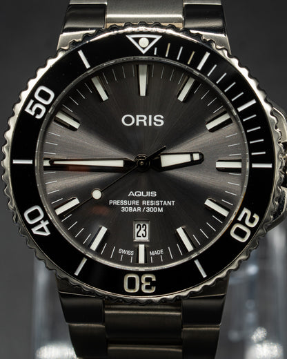 Oris Aquis Titanium Date