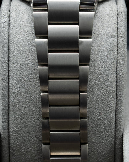 Oris Aquis Titanium Date