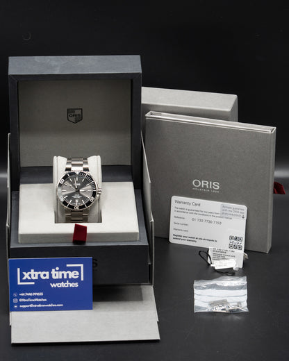 Oris Aquis Titanium Date